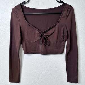 Brown Tie-Front Long Sleeve Crop Top XS/S